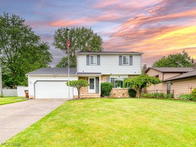 7828 W List Ln, Cleveland, OH, 44130