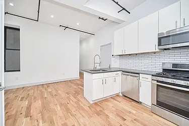 Rented by Living New York