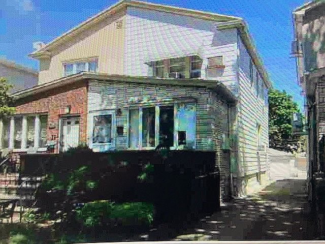 1st image of 1791 E 2nd St