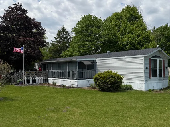 8626 Yawberg Rd, Whitehouse, OH 43571