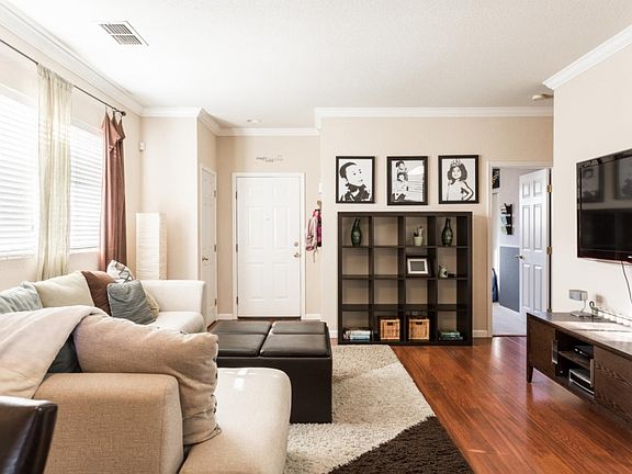 5th image of 9296 Deddington Way