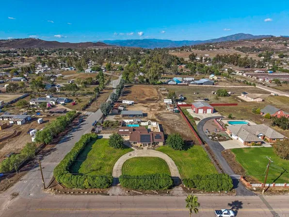 325 W Haverford Rd, Ramona, CA 92065
