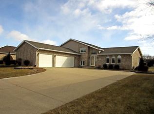 24447 S Tonka Ave, Channahon, IL 60410