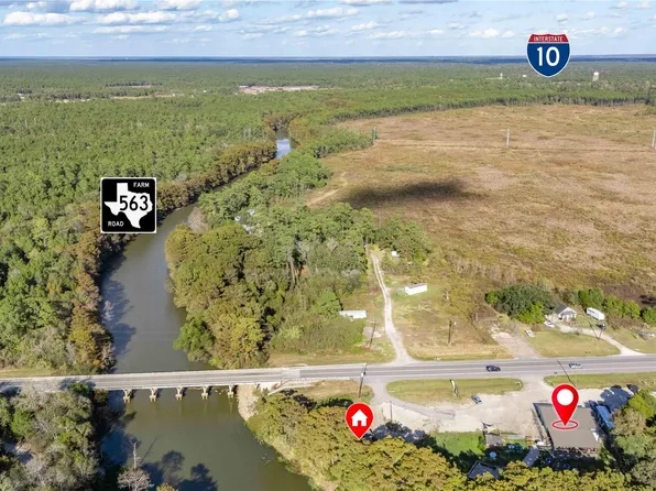 4605 Fm 563, Anahuac, TX 77514