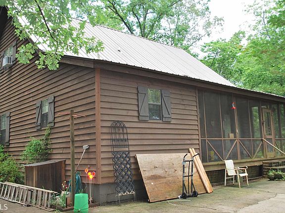2nd image of 251 Davine Dr