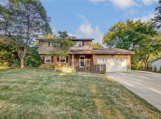 839 Gleneagle Dr, Dayton, OH 45431