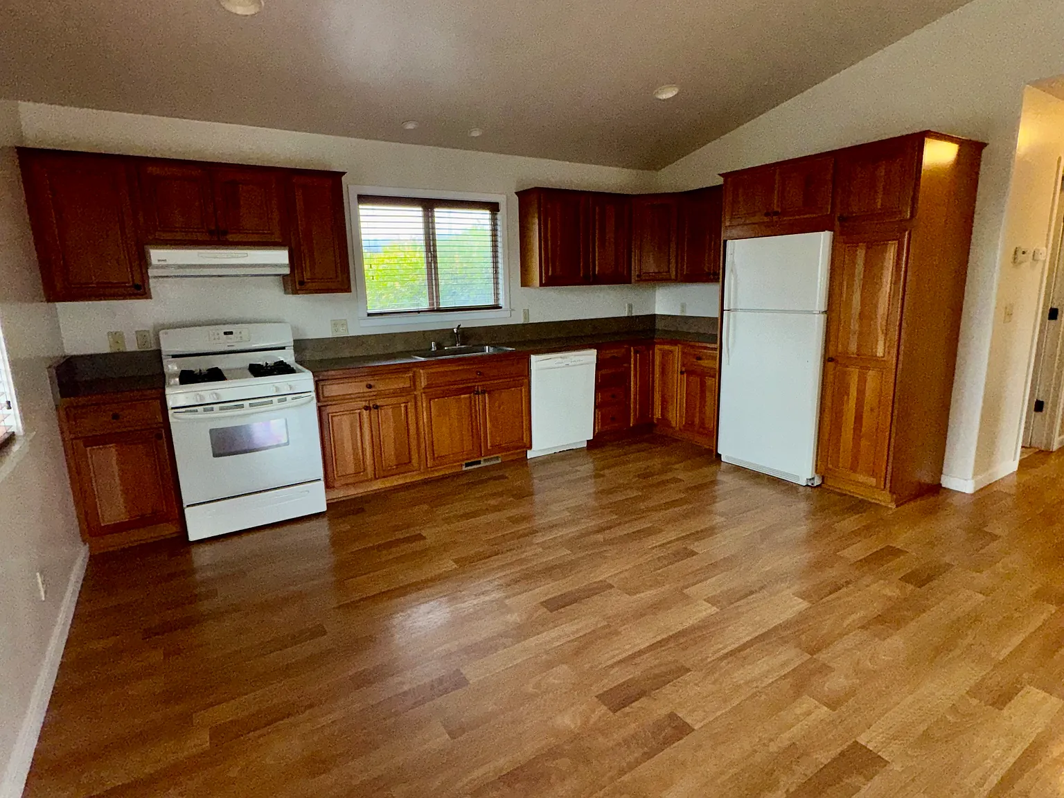 1 bed, $1,500 — Photo 2