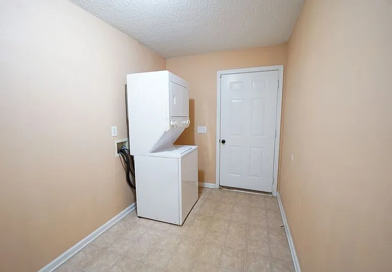 8 Willow Lakes Dr — Photo 27