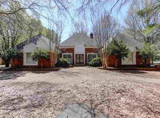 8715 Old Creek Rd, Memphis, TN 38125