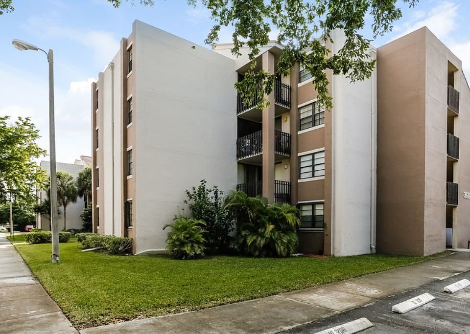 1st image of 3611 SW 117th Ave #10408