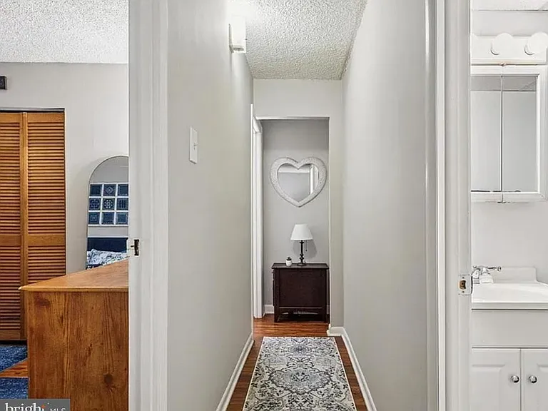 400 Glendale Rd #B-13 — Photo 17