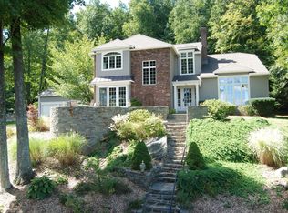 16 Old Kings Rd, Avon, CT 06001