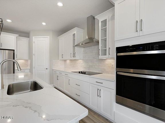4th image of 335 Birkdale Dr