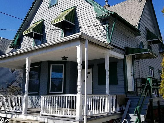 2nd image of 211 N Maryland Ave