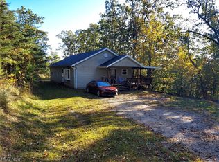 605 Morgan Rdg, Walker, WV 26180