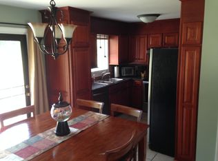 216 Meadowbrook Cir, Dallas, NC 28034