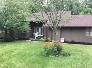 2517 Foxtail Dr, Findlay, OH 45840