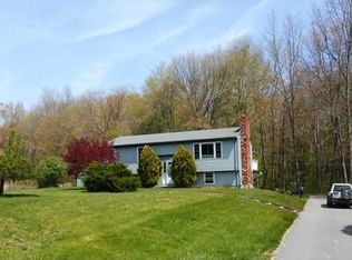 735 E Wallum Lake Rd, Pascoag, RI 02859