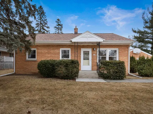 334 N Fairfield Ave, Juneau, WI 53039