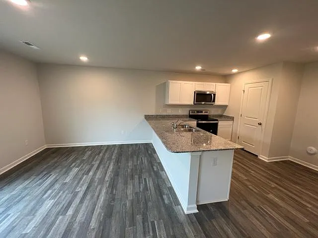 1691 Windcrest Rd — Photo 9
