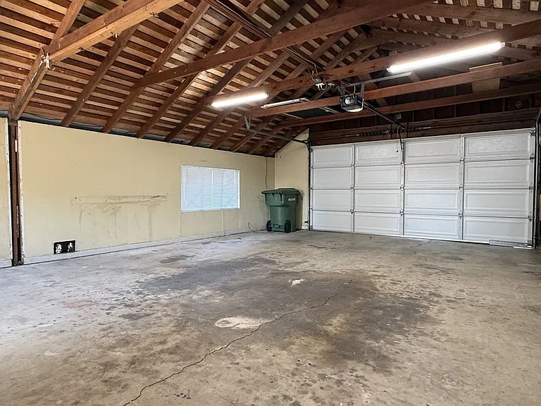 1711 Cabana Dr — Photo 29