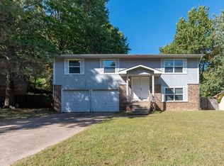 3319 W Countryside Dr, Springfield, MO 65807