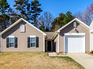 7013 Sunman Rd, Charlotte, NC 28216