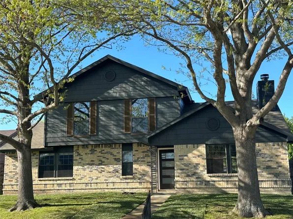 1349 Southridge Dr, Lancaster, TX 75146