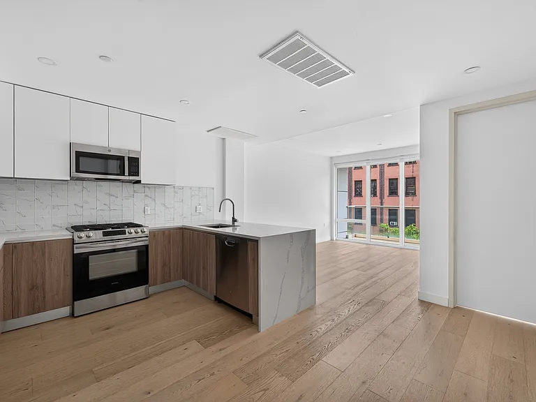 148-33 90th Ave #503 — Photo 8