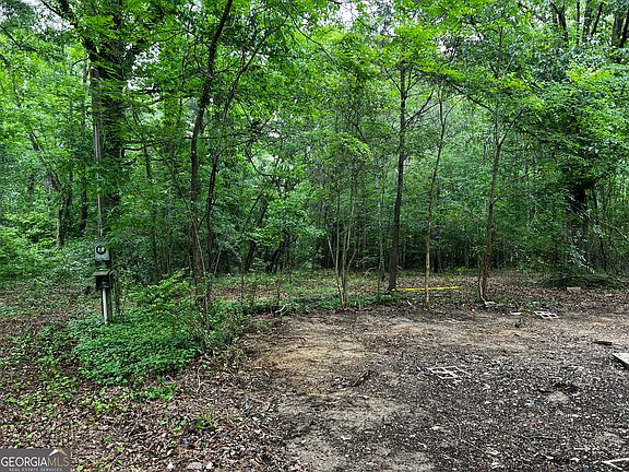 3rd image of 20 Wilkerson Rd SW