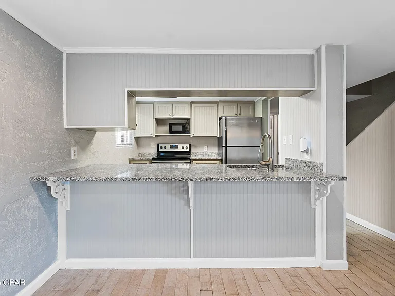 6901 N Lagoon Dr #1 — Photo 13