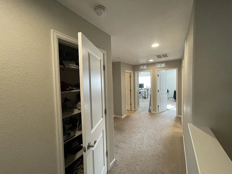 1314 Promontory Crest Vw — Photo 18