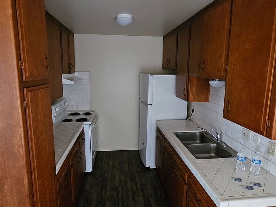 1st image of 4163 44th St APT 8