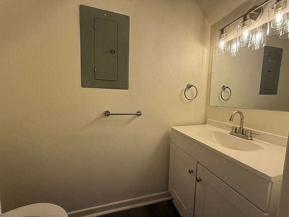 5th image of 1183 Cora Ln #27