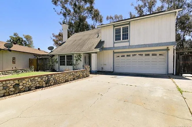 8113 Blythe Ct — Photo 2