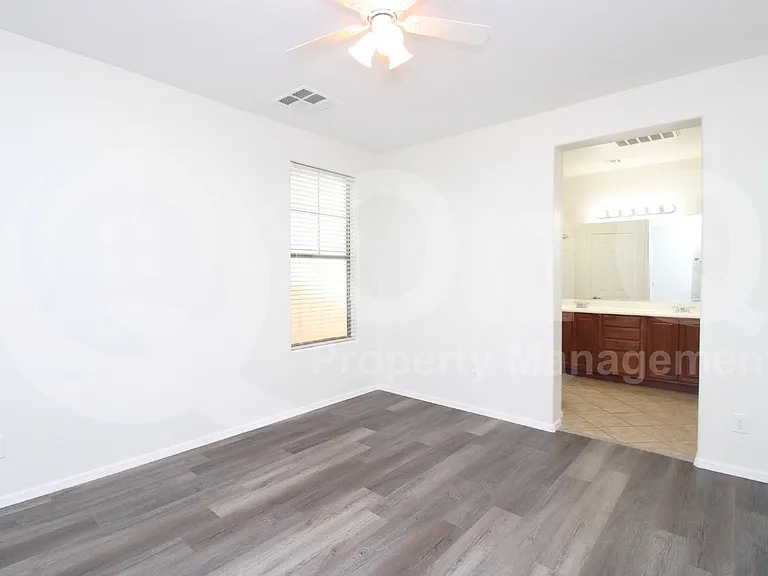 21066 E Munoz St — Photo 8