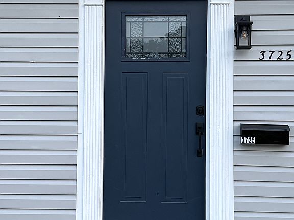 3rd image of 3725 Kingman Ave