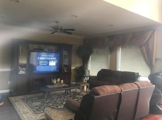 1922 Cass Lake Front Rd, Keego Harbor, MI 48320