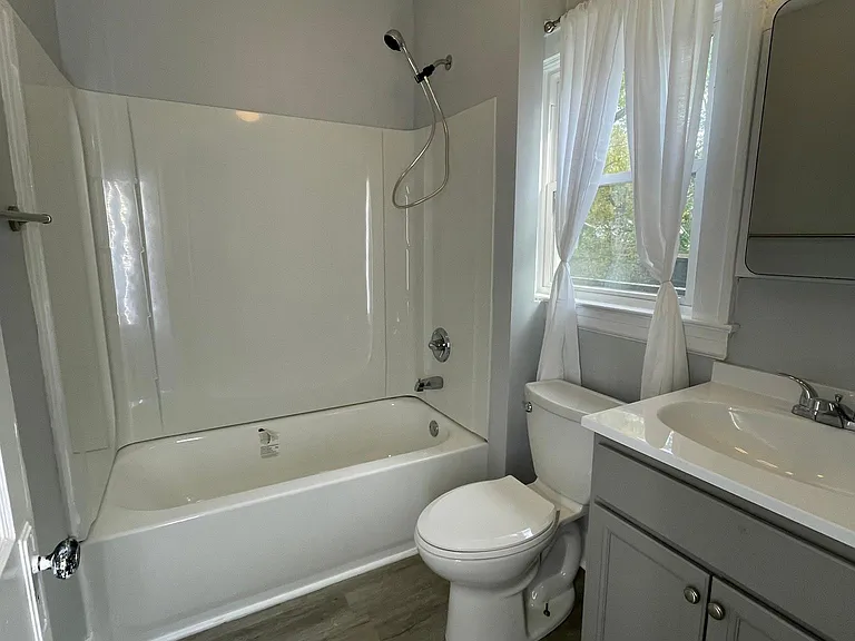 Newly Renovated bath