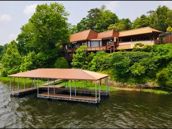 643 Lakeshore Dr, Dawson Springs, KY 42408