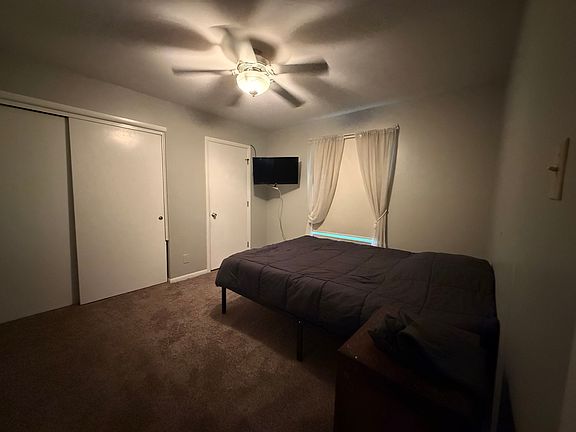 3rd image of 1250 Trillium Ct
