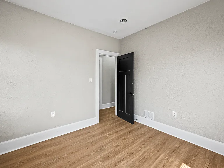 2254 Taylor St #2 — Photo 22