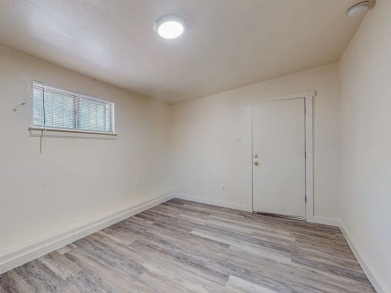 721 Santa Fe Ave SW — Photo 29