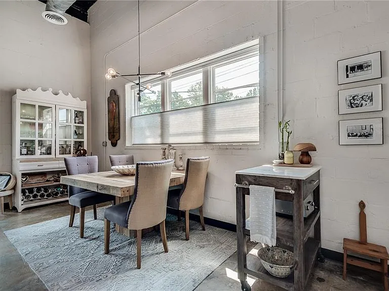 5200 Peachtree Rd #1101 — Photo 18