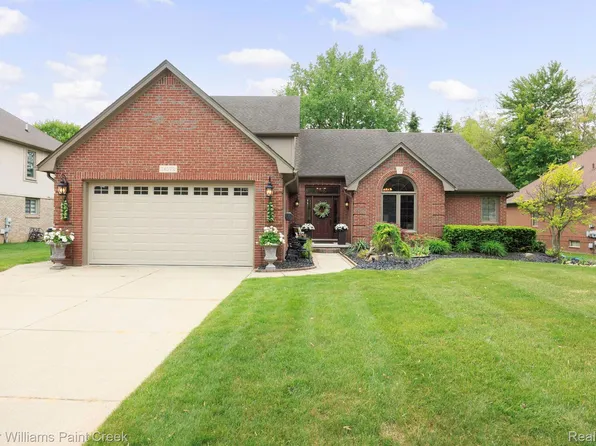 14092 Middlebury Dr, Shelby Township, MI 48315