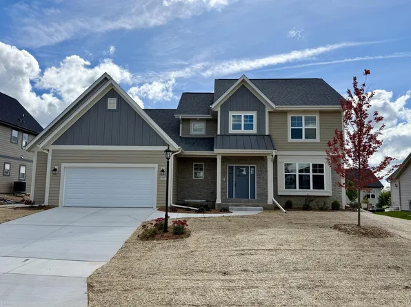 N54W19407 Kearney LANE, Menomonee Falls, WI 53051