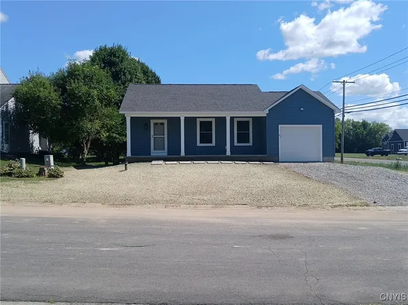 18 Platten Dr, Jordan, NY 13080