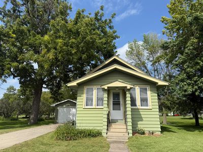 522 1st St NE, Blooming Prairie, MN, 55917