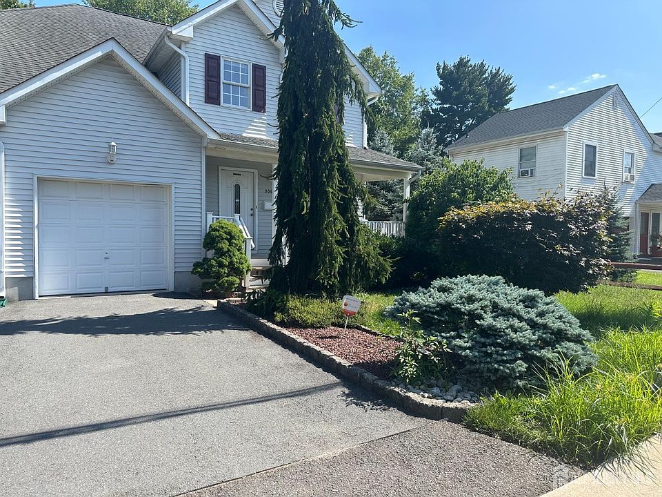 1st image of 2066 Excelsior Ave