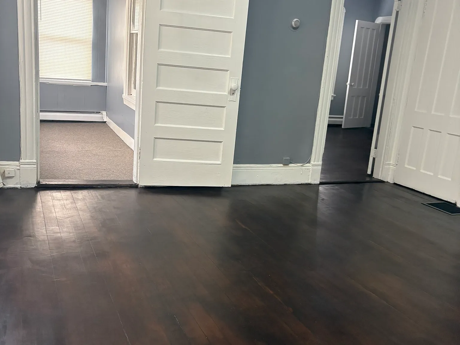 3 bed, 1.0 bath, 3538 sqft, $1,750 — Photo 2